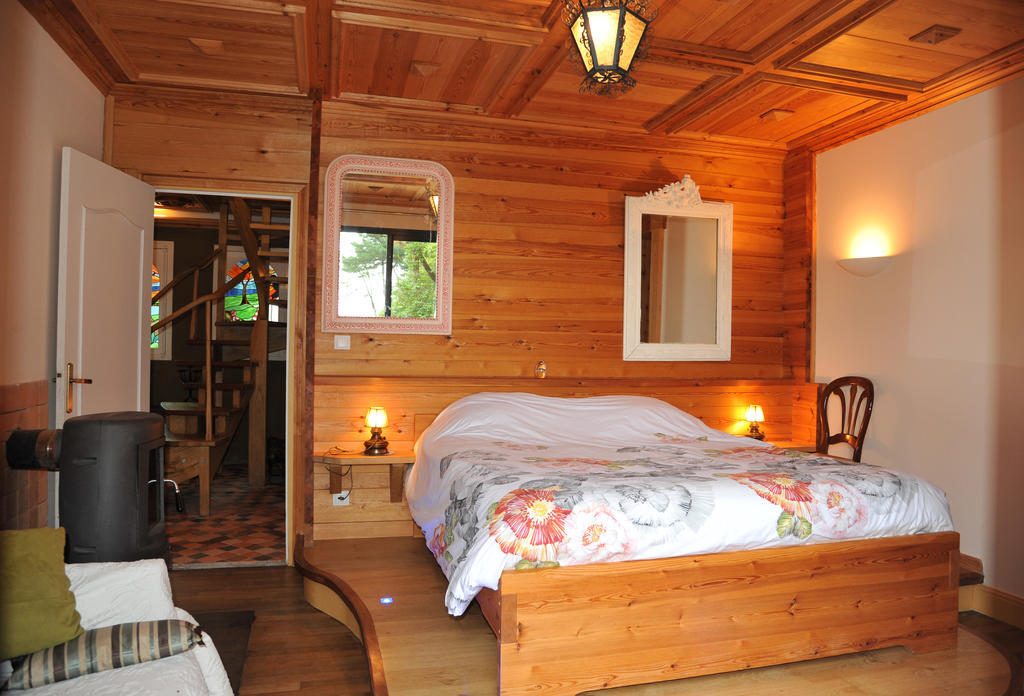 Les Fous De Bassans Bed & Breakfast Poullan-sur-Mer Phòng bức ảnh
