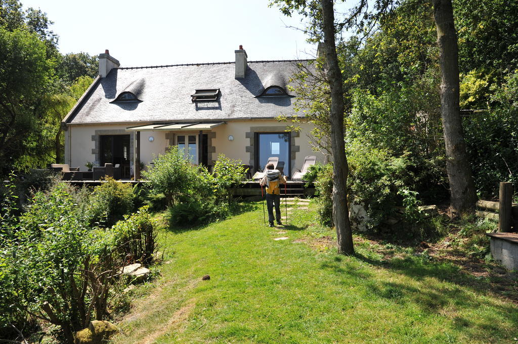 Les Fous De Bassans Bed & Breakfast Poullan-sur-Mer Ngoại thất bức ảnh