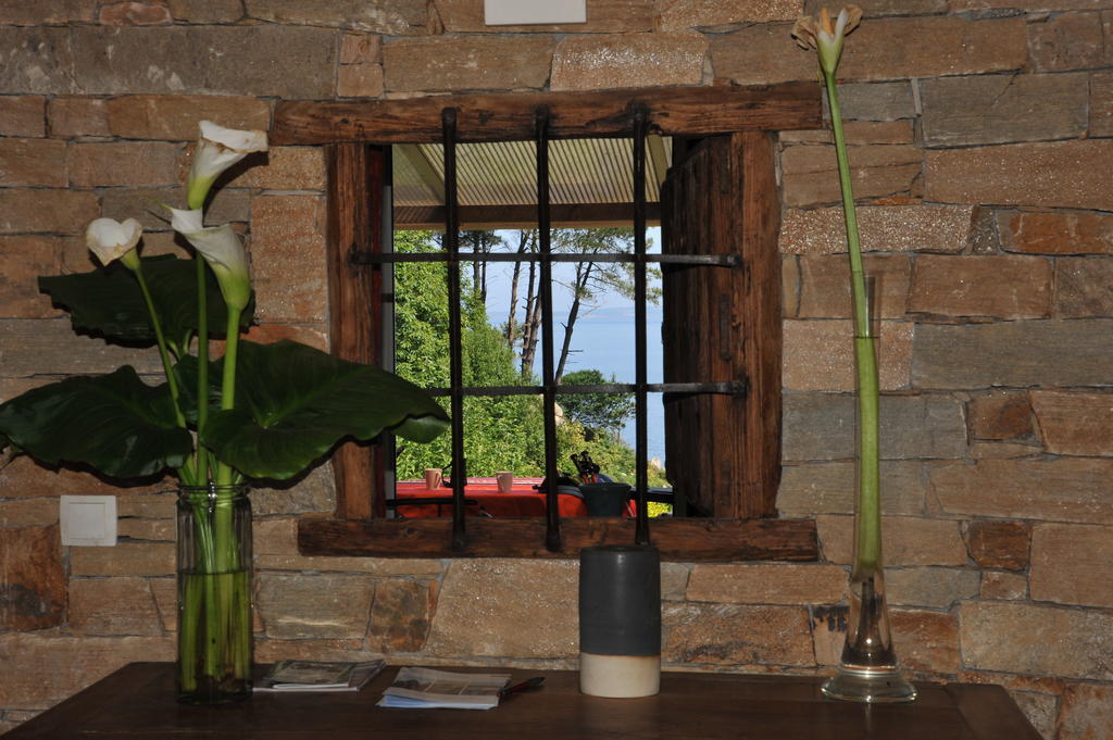Les Fous De Bassans Bed & Breakfast Poullan-sur-Mer Ngoại thất bức ảnh