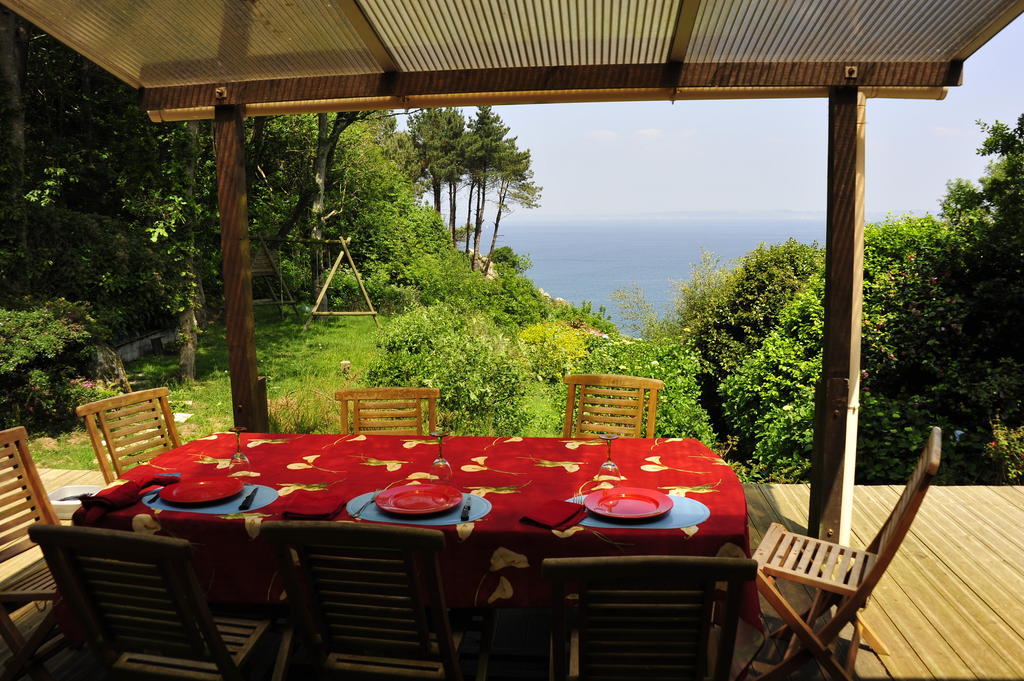 Les Fous De Bassans Bed & Breakfast Poullan-sur-Mer Ngoại thất bức ảnh