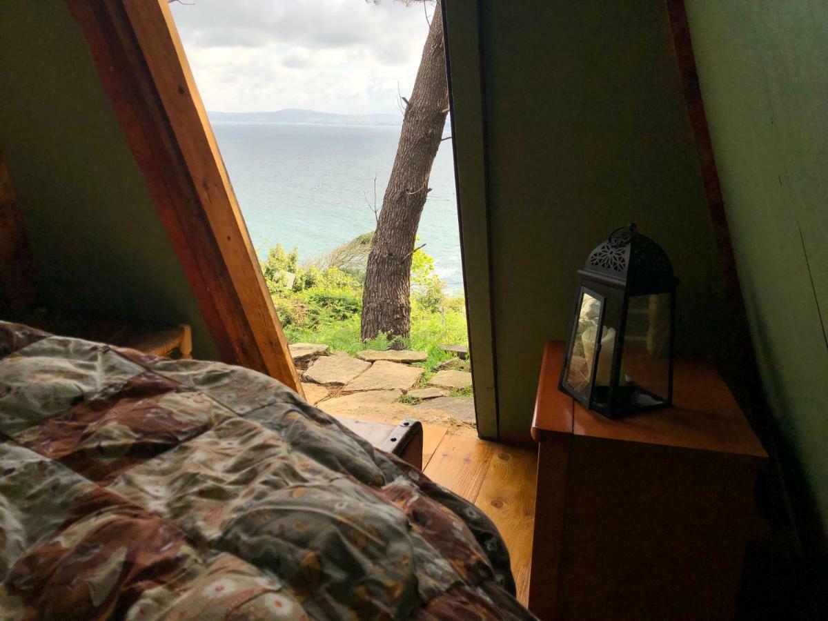 Les Fous De Bassans Bed & Breakfast Poullan-sur-Mer Ngoại thất bức ảnh
